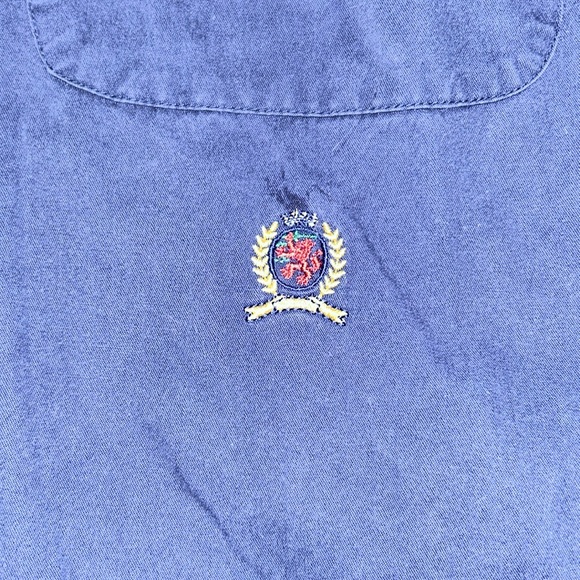 Medium Tommy Hilfiger button up blue - Picture 2 of 4